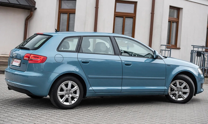 Audi A3 cena 31000 przebieg: 262122, rok produkcji 2010 z Jedlicze małe 379